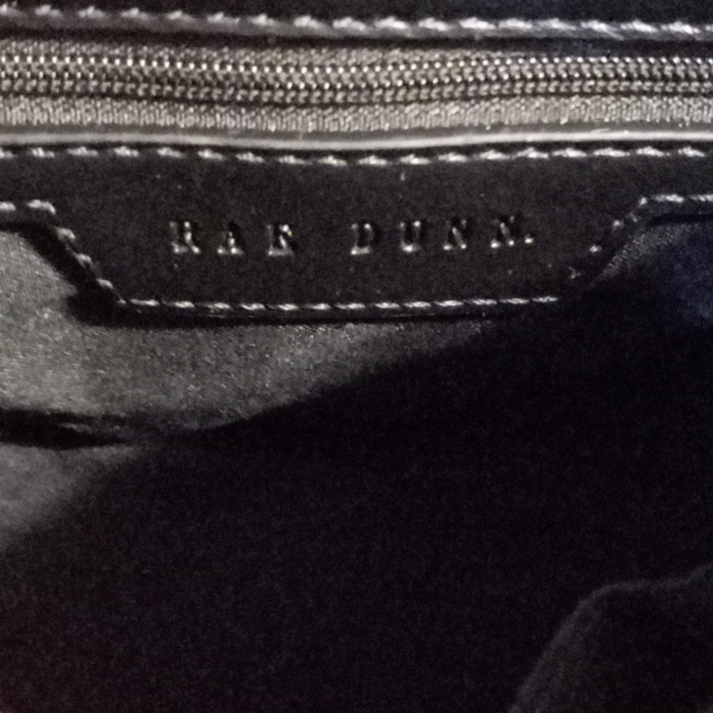 Rae Dunn Crossbody Bag New Black CLEARANCE! FINAL PRICE! - Picture 4 of 8